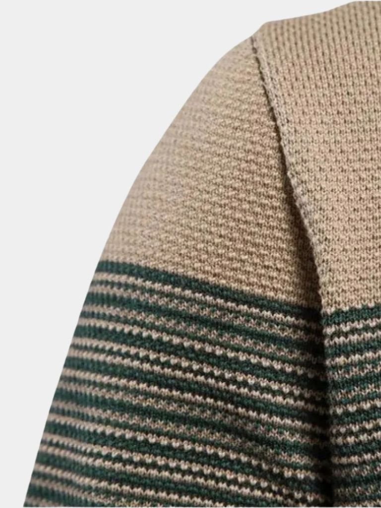 Suéter de Cuello Redondo