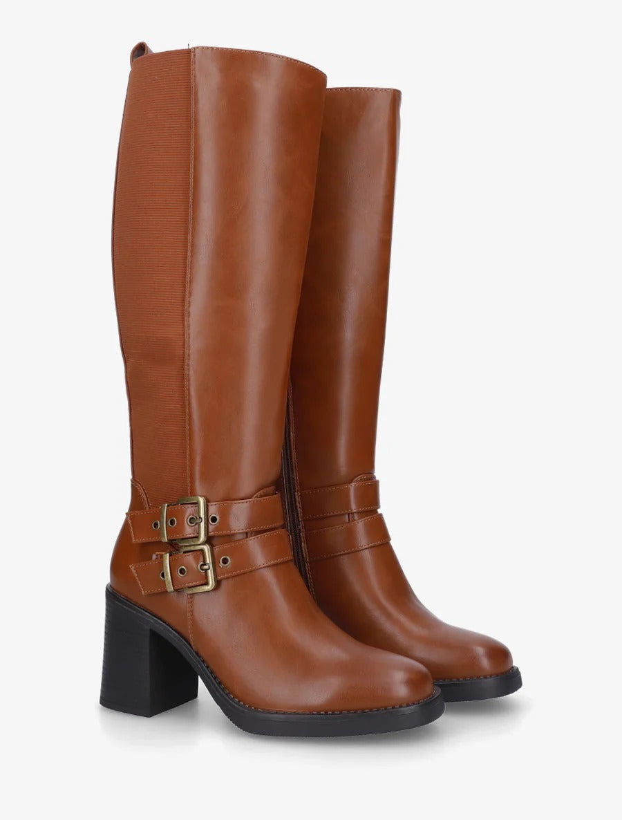 N | BOTAS CON TACON Y HEBILLAS